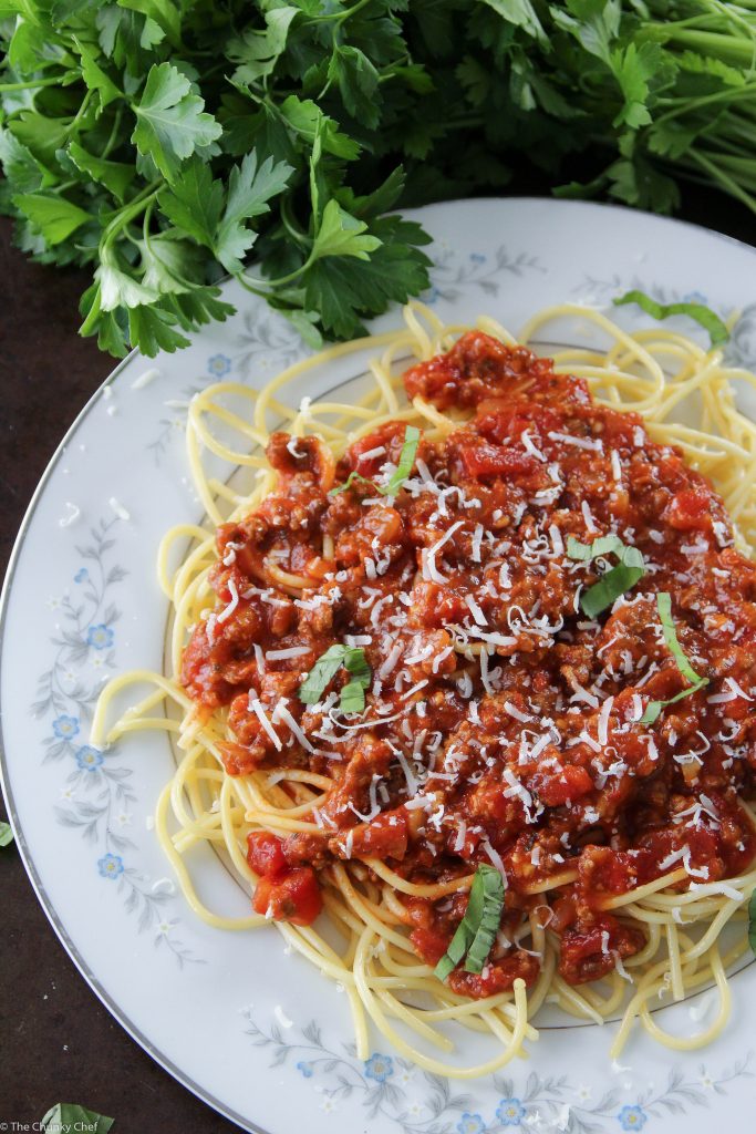 Slow Cooker Spaghetti Bolognese Sauce - The Chunky Chef