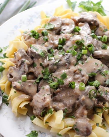 Quick and Easy Beef Stroganoff - Creamy and deeply flavorful, whip up a plate of this beef stroganoff tonight! It's easy to make and guaranteed to make you want seconds!