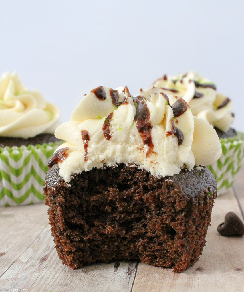 Guinness Cupcakes with Bailey's Frosting and Chocolate Drizzle The Chunky Chef