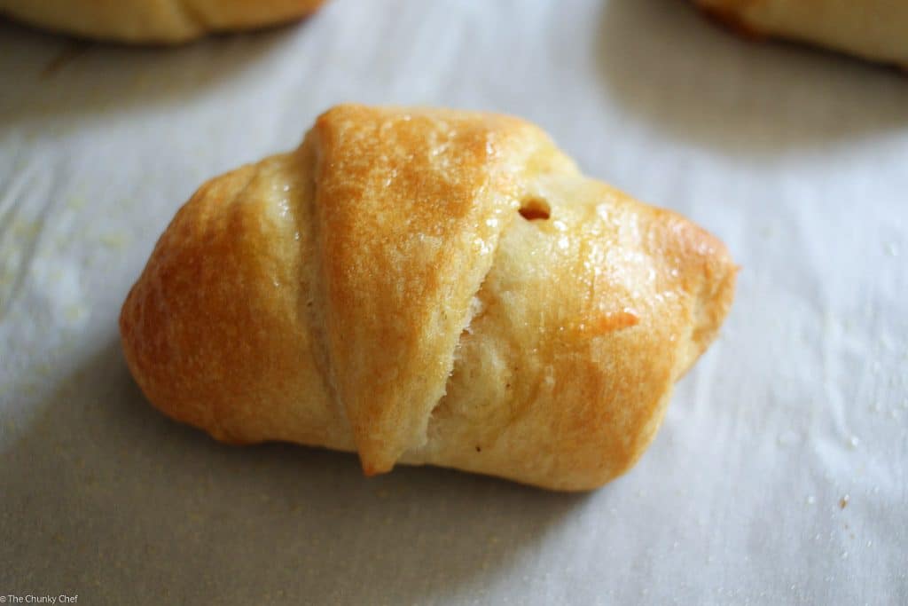 These chicken and bacon ranch stuffed crescent rolls are flaky, buttery and full of flavor! 