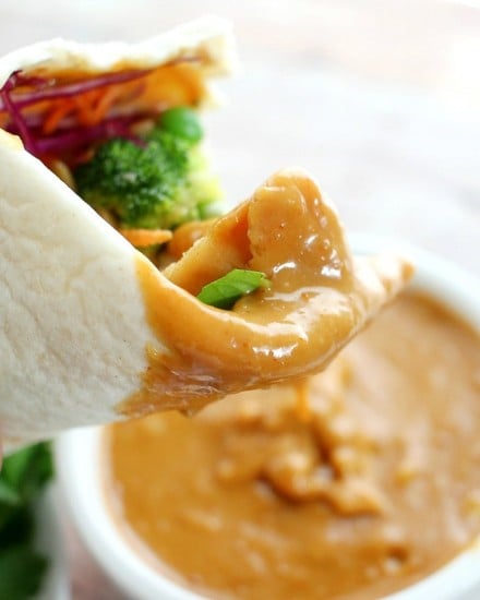 A 5 minute dinner or lunch? Is that even possible? Yes it sure is! Try these spicy Thai peanut chicken wraps... light on time, but crazy good flavor!