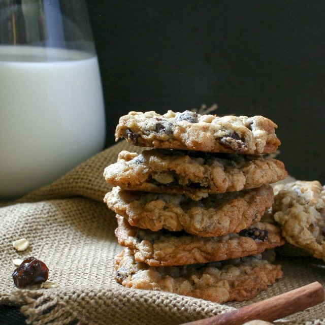 Spiced Brandy Oatmeal Raisin Cookies - The Chunky Chef