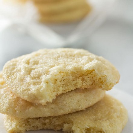 Soft Vanilla Bean Sugar Cookies | These vanilla bean sugar cookies are rolled in sugar for a sparkling appearance and a soft, light and chewy texture that will make these your new favorite!