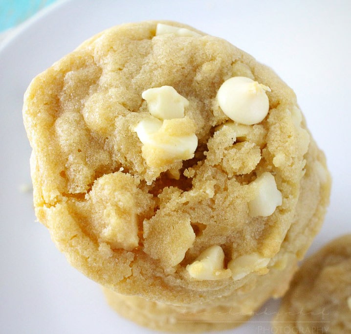 Soft-and-Chewy-White-Chocolate-Macadamia-Nut-Cookies-21-square