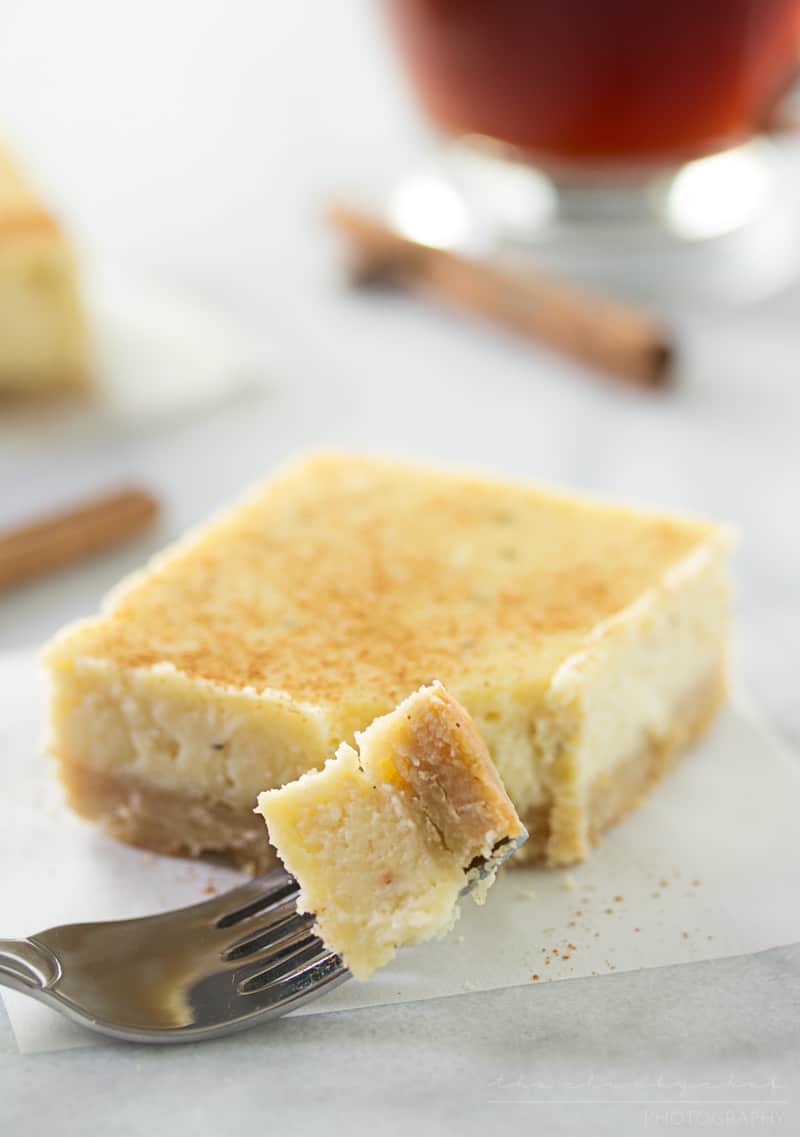 Vanilla Chai Cheesecake Bars | Love cheesecake, but don't want a whole cake? These lusciously creamy cheesecake bars are flavored with chai and vanilla bean for the perfect treat! | http://thechunkychef.com