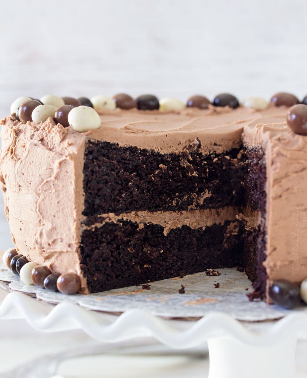 Buttermilk-Chocolate-Layer-Cake | The ULTIMATE soft and fluffy chocolate layer cake. Made from scratch with buttermilk, and slathered in an ultra creamy buttercream frosting! | http://thechunkychef.com