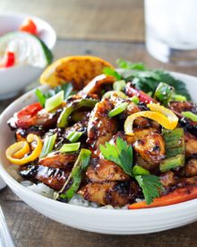 Cajun Honey Glazed Chicken Bowls | This Cajun honey glazed chicken bowl is packed with bright, fresh ingredients! The chicken is actually cooked IN the marinade, allowing for maximum flavor. | http://thechunkychef.com