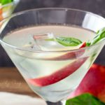 Peach Basil Margaritas | This peach basil margaritas recipe is a refreshing twist on a classic margarita! With a slice of fresh peach and a sprig of basil, it's sure to impress! | http://thechunkychef.com