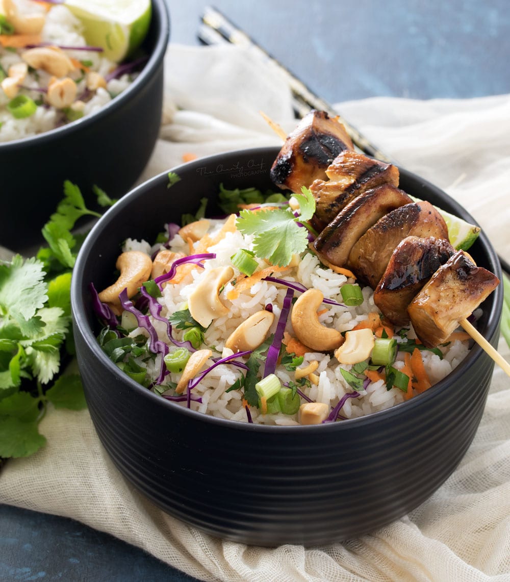 Thai Coconut Cashew Rice | This unique rice side dish is packed with Thai flavors and is a mouthwatering side dish to accompany just about any protein you'd like! | http://thechunkychef.com