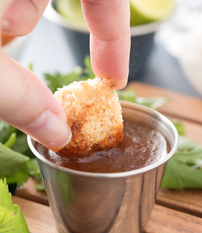 Baked Caribbean Jerk Chicken Bites | These ultra crispy chicken bites are lightened up by baking instead of frying in oil, then tossed in a mouthwatering copycat Caribbean Jerk sauce! | http://thechunkychef.com