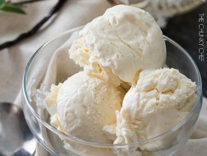 Bourbon Vanilla No Churn Ice Cream | This rich and creamy no churn ice cream is studded with flecks of vanilla bean and laced with warm Bourbon, for a tempting treat that's perfect year round! | http://thechunkychef.com