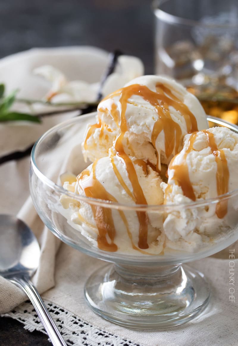 Bourbon Vanilla No Churn Ice Cream | This rich and creamy no churn ice cream is studded with flecks of vanilla bean and laced with warm Bourbon, for a tempting treat that's perfect year round! | http://thechunkychef.com
