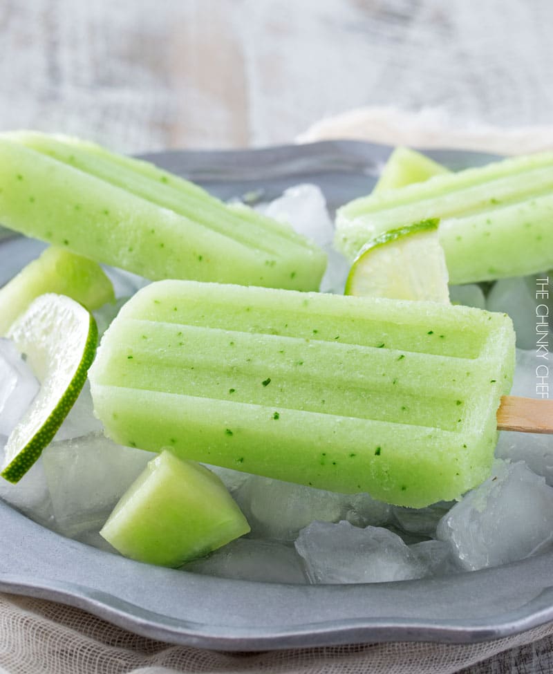 Honeydew Mint Homemade Popsicles | The refreshing taste of sweet honeydew melon and fresh mint will make these easy 4 ingredient homemade popsicles an instant favorite! | http://thechunkychef.com