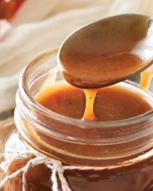 Browned Butter Salted Caramel Sauce | Browned butter gives this homemade salted caramel sauce a deliciously deep flavor! | http://thechunkychef.com