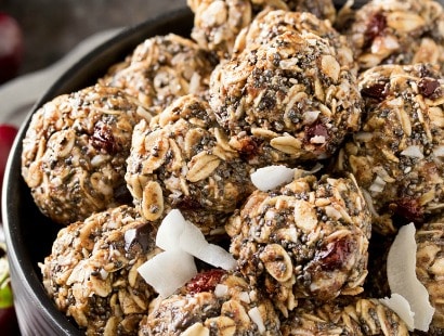 Cherry Chocolate Almond Energy Balls | Delicious energy balls studded with sweet dried cherries and flecks of decadent dark chocolate! |http://thechunkychef.com