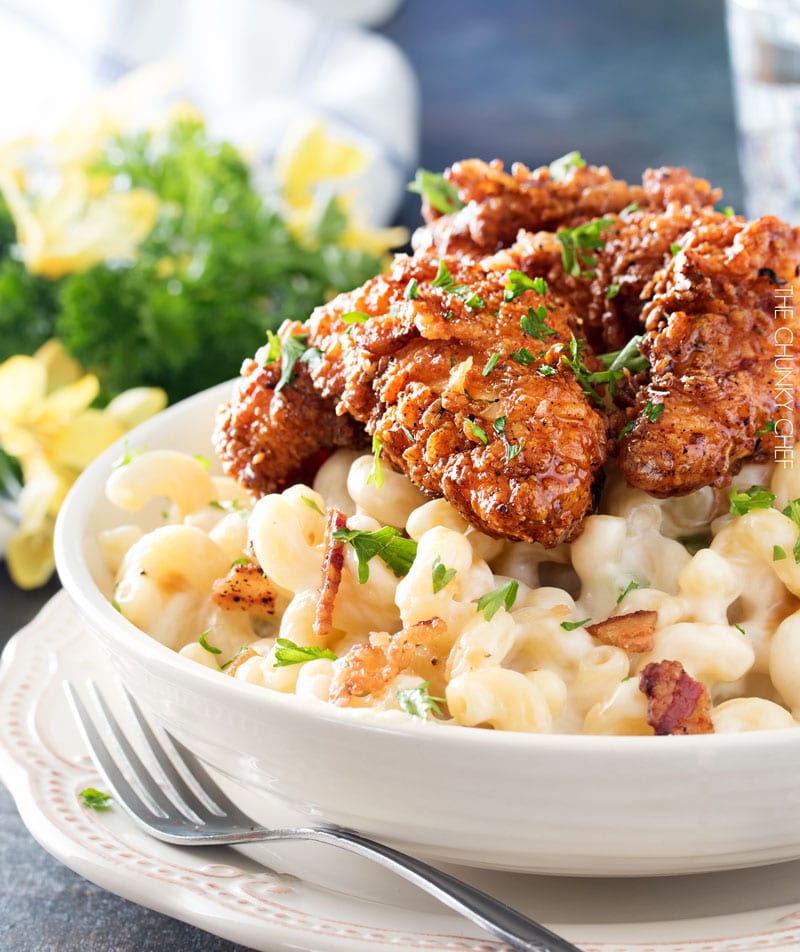 Applebee's 4 Cheese Mac and Cheese with Honey Pepper Chicken | Even better than the restaurant version, this creamy 4 cheese mac and cheese is topped with a sweet and sticky honey pepper chicken | http://thechunkychef.com