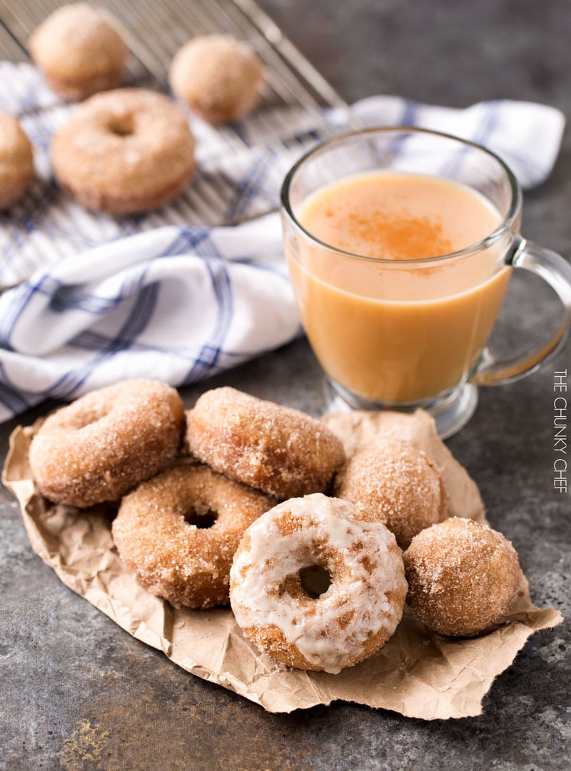 Baked Vanilla Chai Donuts | Delicious baked donuts filled with great vanilla chai flavors, rolled in cinnamon sugar, and served with an optional chai glaze! | http://thechunkychef.com