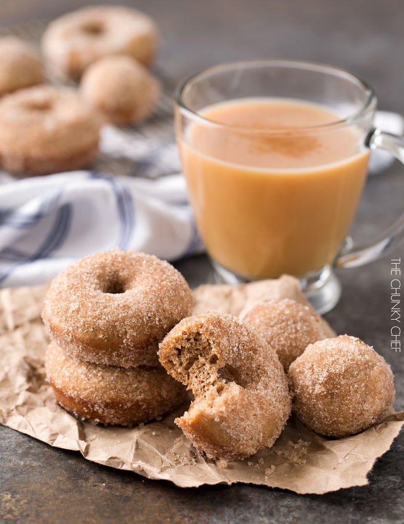 Baked Vanilla Chai Donuts | Delicious baked donuts filled with great vanilla chai flavors, rolled in cinnamon sugar, and served with an optional chai glaze! | http://thechunkychef.com