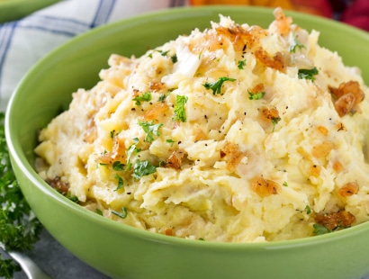 Horseradish Mashed Potatoes with Caramelized Onions | Not your average side dish, these mashed potatoes are full of amazing flavor combinations. Perfect for your holiday table! | http://thechunkychef.com