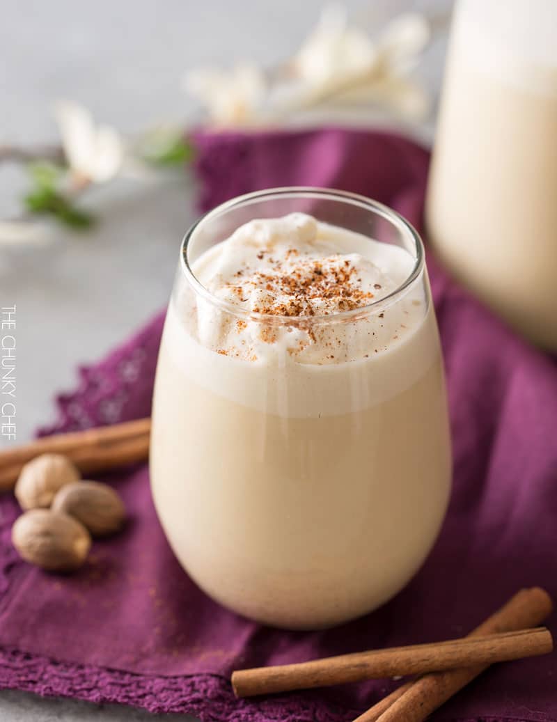 5 Minute Blender Eggnog | Homemade eggnog, made in your blender in just 5 minutes! Rich and creamy, yet surprisingly light, this holiday drink packs a big punch of flavor! | http://thechunkychef.com