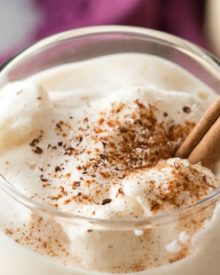 5 Minute Blender Eggnog | Homemade eggnog, made in your blender in just 5 minutes! Rich and creamy, yet surprisingly light, this holiday drink packs a big punch of flavor! | http://thechunkychef.com