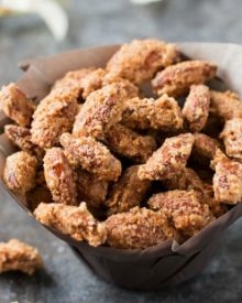 Vanilla Cinnamon Candied Almonds | Sweet, crunchy, roasted candied almonds coated in a mouthwatering vanilla and cinnamon crust! | http://thechunkychef.com
