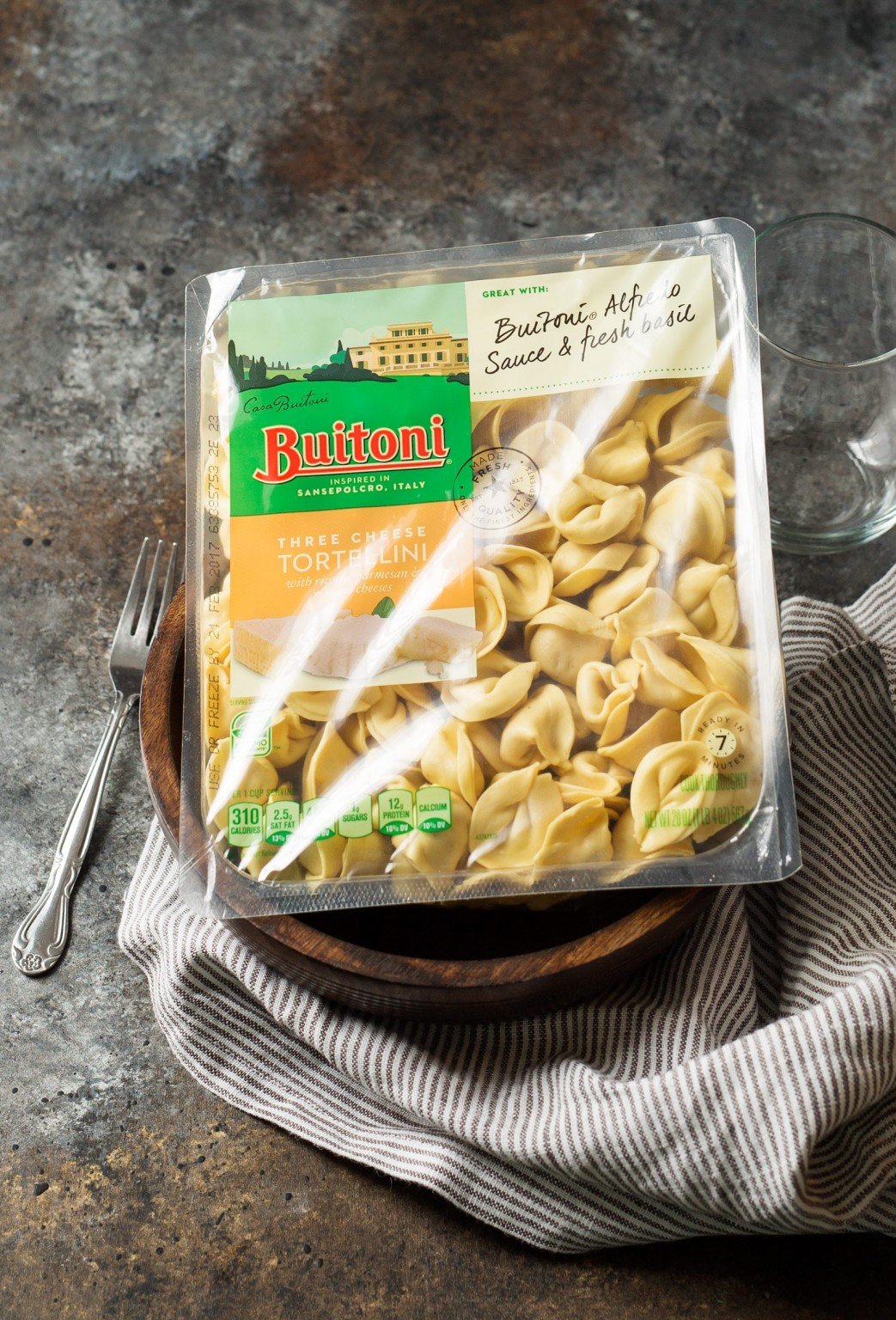 20 Minute Tortellini Pasta Carbonara The Chunky Chef
