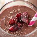 Black Forest Smoothie | This smoothie tastes like dessert, yet is secretly packed full of nutrients (even greens), to help you stick to your resolutions! | http://thechunkychef.com