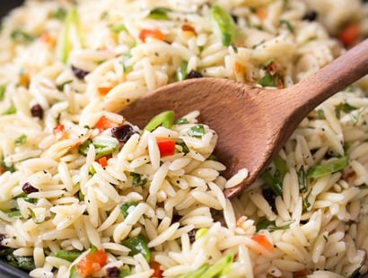 Copycat Piada Orzo Salad | This orzo salad is a copycat of the one sold at Piada Italian Street Food... it's crunchy, a little sweet, a little savory, and always a hit at parties! | http://thechunkychef.com