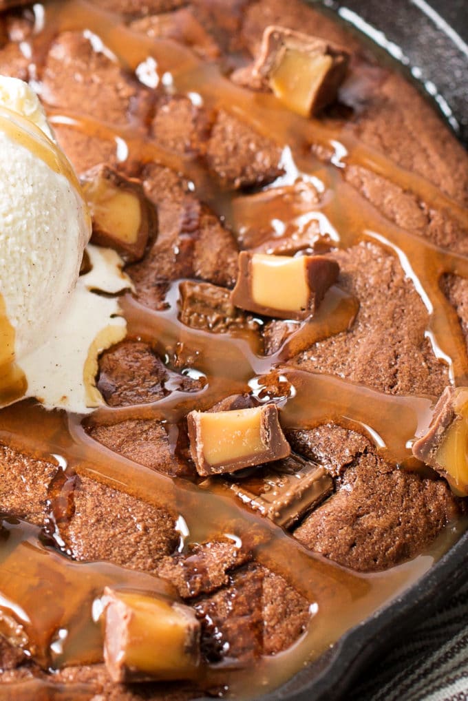 Skillet brownie recipe with candy and caramel