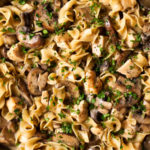 Hearty One Pot Chicken Stroganoff | Great classic stroganoff flavors with savory chicken, made easy in one pot! Dinner is ready in 30 minutes, which is perfect for weeknights or back to school! | http://thechunkychef.com