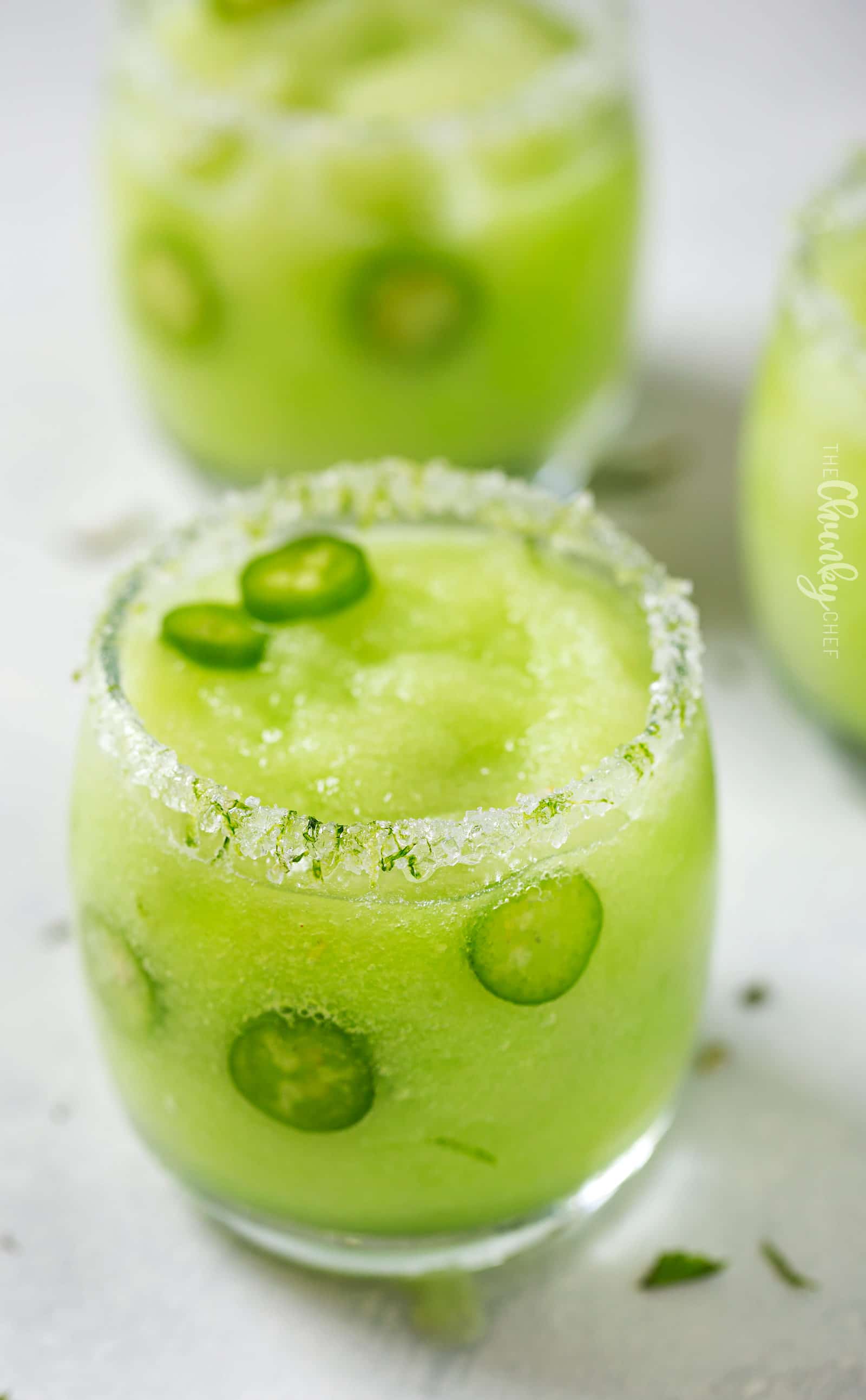 Frozen Honeydew Jalapeno Margarita | Jalapeno infused tequila is blended with fresh honeydew melon and ice to make a beautiful and refreshing summer margarita cocktail! | http://thechunkychef.com