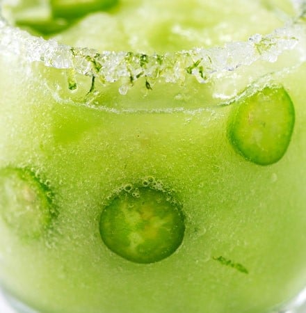 Frozen Honeydew Jalapeno Margarita | Jalapeno infused tequila is blended with fresh honeydew melon and ice to make a beautiful and refreshing summer margarita cocktail! | http://thechunkychef.com