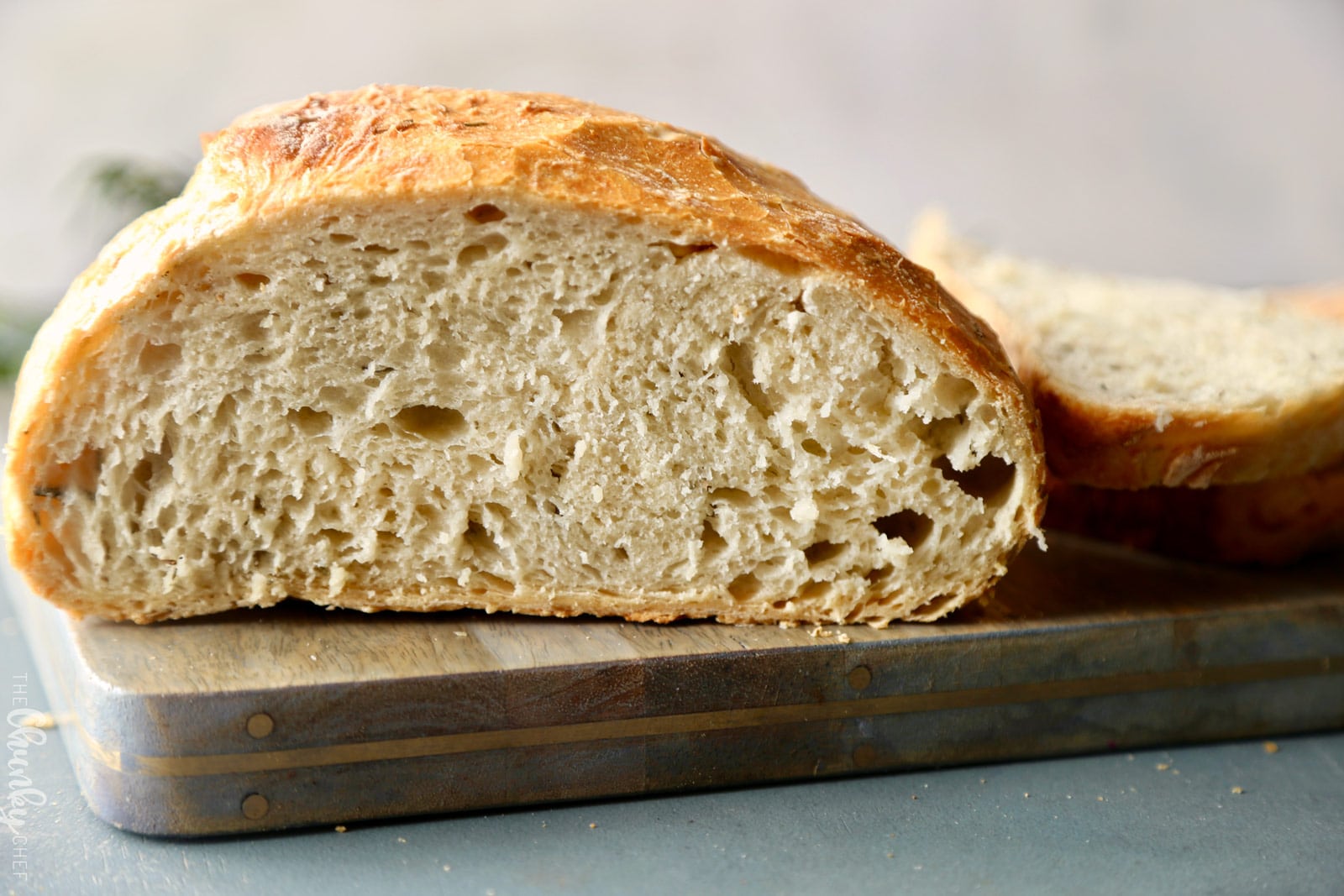 Homemade Artisan No Knead Bread - The Chunky Chef