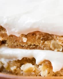 Maple Apple Blondie Recipe | These melt-in-your-mouth blondie bars made with crisp apples, maple syrup and cinnamon are a classic Fall dessert! Topped with a maple cinnamon frosting, they're a must-try! | http://thechunkychef.com | blondie | apple | maple | bars | dessert | Fall | frosting