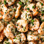 One Pot 10 Minute Shrimp Scampi | This shrimp scampi has all the classic garlicky flavors, is made in one pot, ready in 10 minutes, and is perfect on it's own or over some pasta! Perfect for a busy weeknight! | http://thechunkychef.com | shrimp | scampi | easy | dinner | one pot | quick