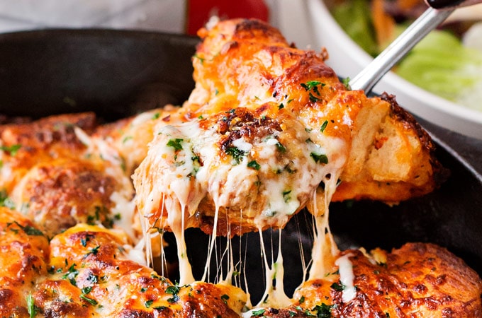 Meatball Sub Bubble Up Bake | This bubble up bake tastes just like a great meatball sub and a casserole, made in one pan! Sure to be a weeknight favorite with both kids and adults! | https://www.thechunkychef.com | #ad #bubbleup #bake #meatball #sub #onepan #comfortfood