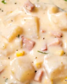 Slow Cooker Cheesy Ham Chowder | Creamy, cheesy and hearty, this slow cooker ham chowder is the perfect way to use up any leftover ham! Perfect for a busy weeknight meal! | https://www.thechunkychef.com | #chowder #soup #ham #leftover #slowcooker #crockpot