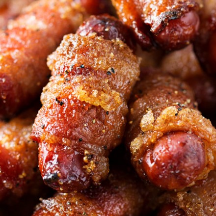 Spicy Brown Sugar Bacon-Wrapped Little Smokies | Mouthwatering, and incredibly simple to make, these little smokies are loaded with sweet, savory and spicy flavors!  Perfect for game day, tailgating, a party, or a fun night at home! | https://www.thechunkychef.com | #party #appetizer #gameday #lilsmokies #bacon