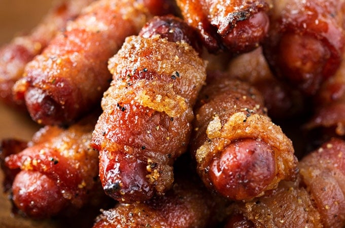 Spicy Brown Sugar Bacon-Wrapped Little Smokies | Mouthwatering, and incredibly simple to make, these little smokies are loaded with sweet, savory and spicy flavors!  Perfect for game day, tailgating, a party, or a fun night at home! | https://www.thechunkychef.com | #party #appetizer #gameday #lilsmokies #bacon