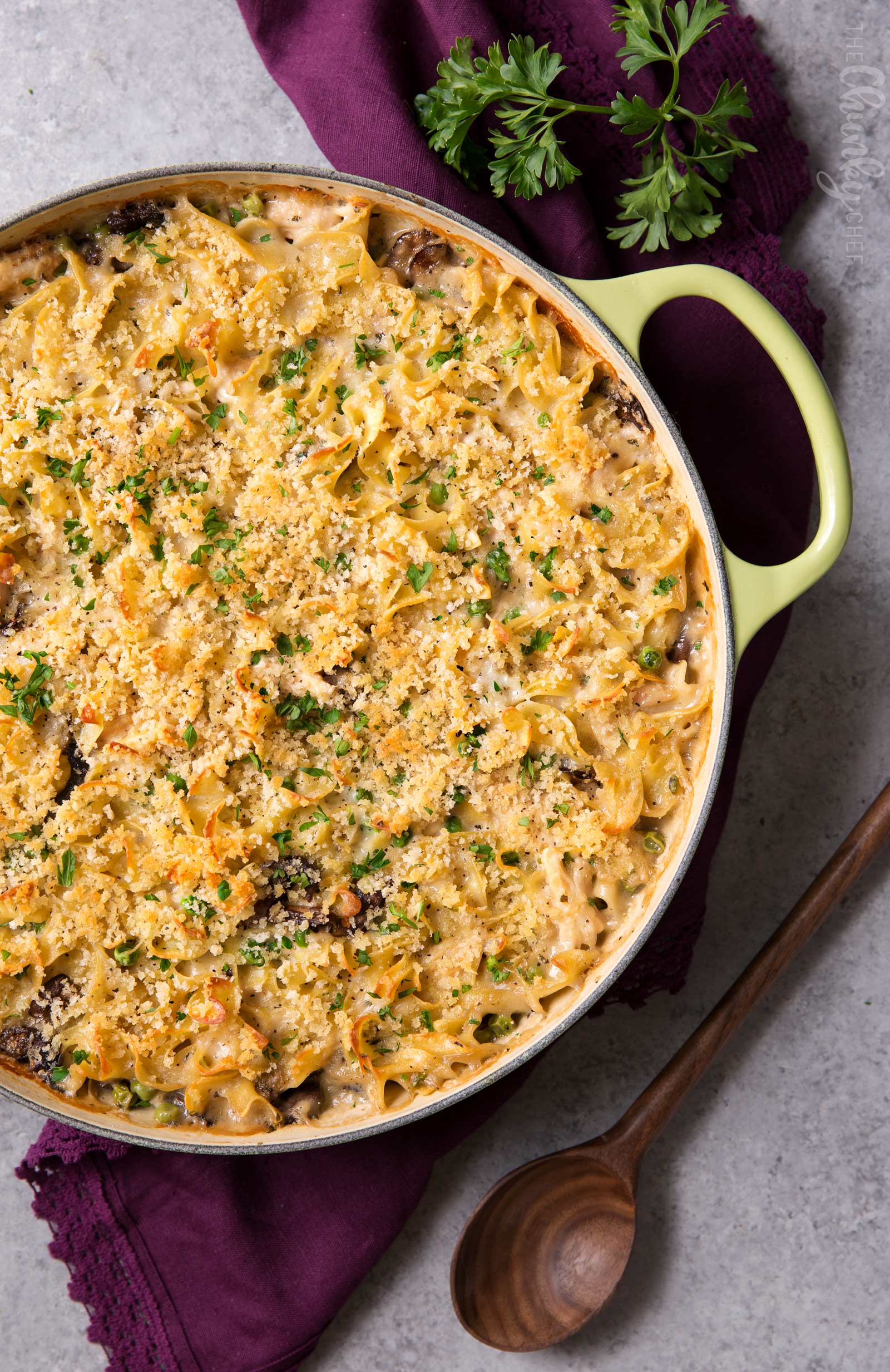 One Pot Chicken Tetrazzini | Perfect for an easy dinner, this chicken tetrazzini recipe is a comforting, incredibly creamy pasta bake with chicken, mushrooms!  This is one chicken casserole you'll be happy to eat, any time of year.  Great for make-ahead meals too! | The Chunky Chef | #chickentetrazzini #pastabake #casserole #chickenrecipes #italianrecipes