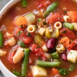 Hearty Slow Cooker Minestrone Soup feat