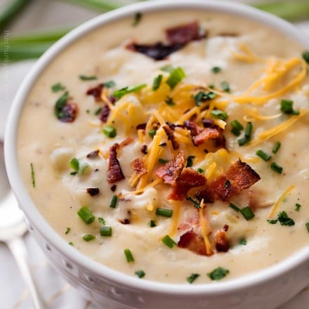 A skinny crockpot potato soup that will fill you up, but isn't full of calories!