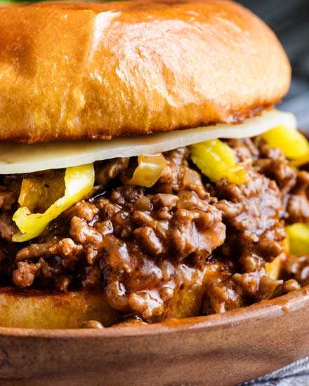 Tangy and savory Mississippi pot roast flavors come together in this quick-cooking sloppy joe recipe!  Perfect for a kid-friendly weeknight meal! #sloppyjoe #mississippiroast