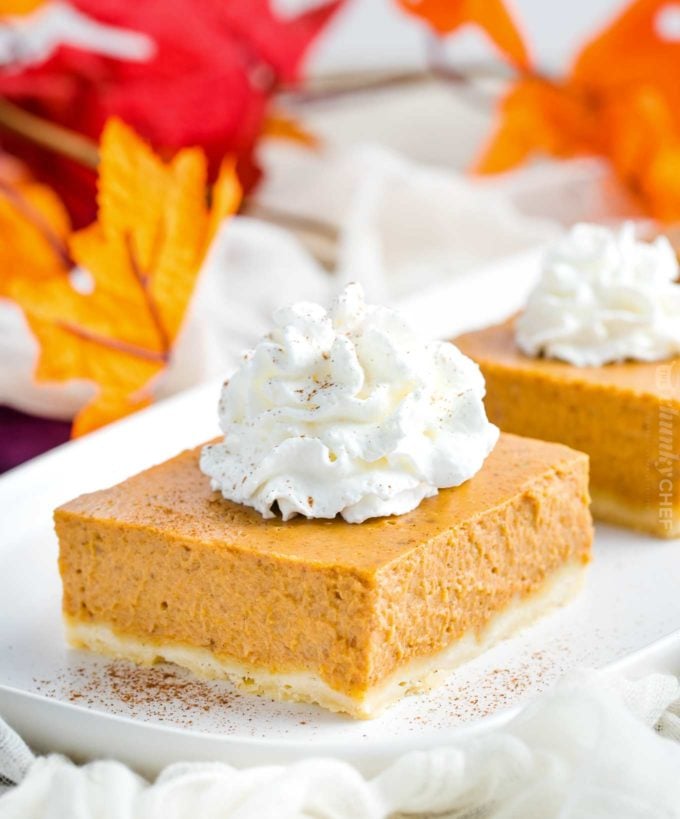 Pumpkin pie bar with whipped cream