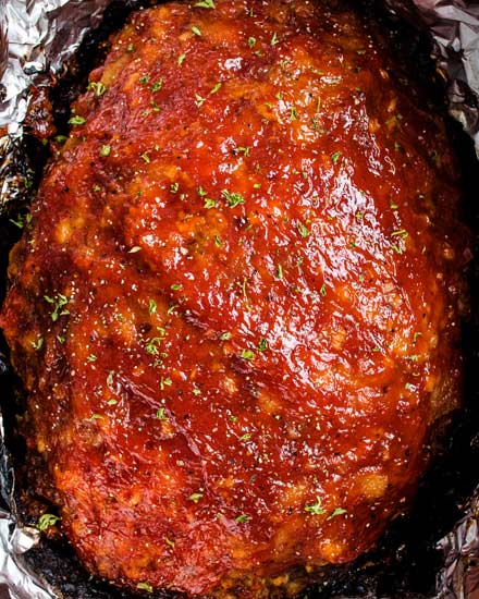 The Best Crockpot Meatloaf is a way to enjoy classic comfort food, even on a busy weeknight!  Moist and tender, this meatloaf recipe is always a family favorite! #meatloaf #crockpot #slowcooker #comfortfood #weeknightrecipe #dinnerrecipe #beef #groundbeef #family