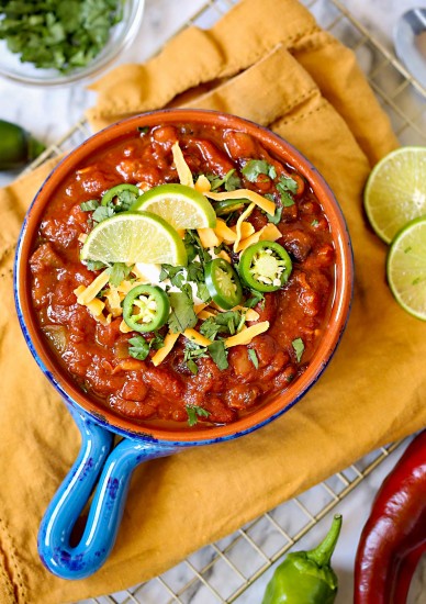 Instant Pot 3 Bean Vegetarian Chili (Game Day Ready) - The Chunky Chef