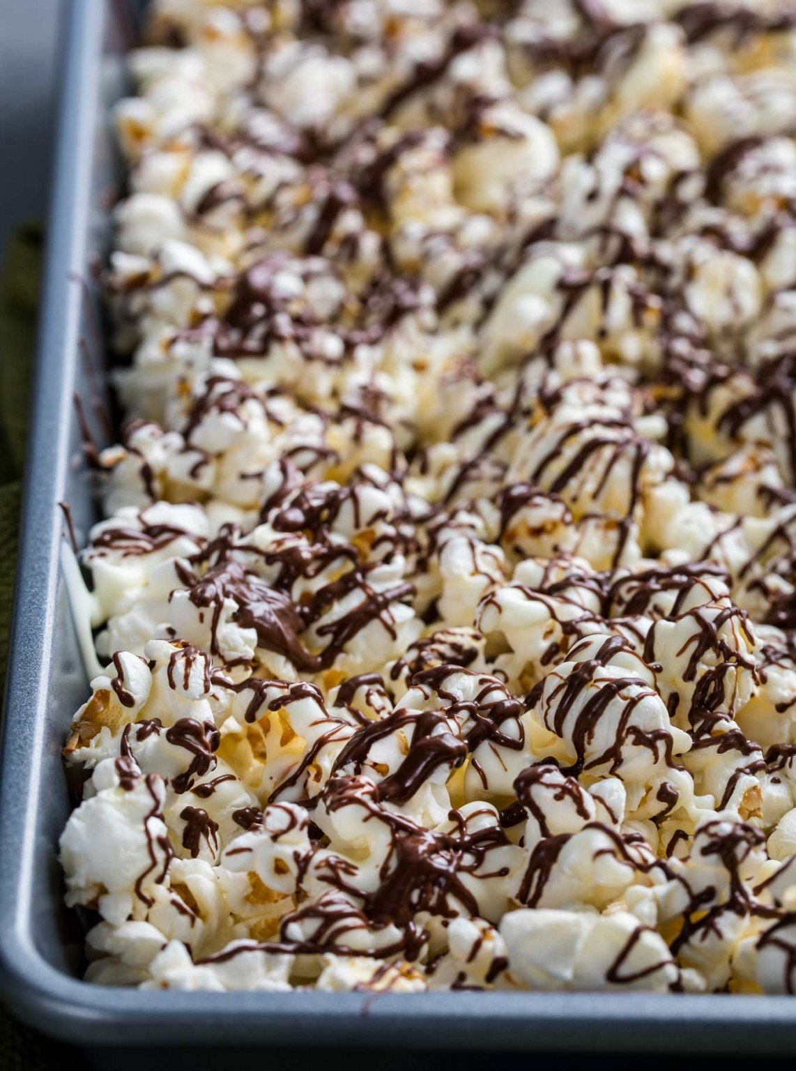 Chocolate Covered Popcorn (white and dark) - The Chunky Chef