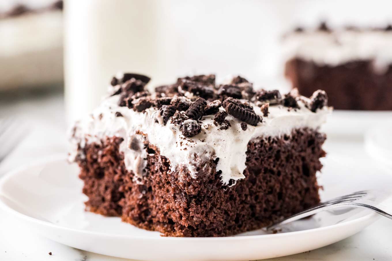 Oreo Poke Cake