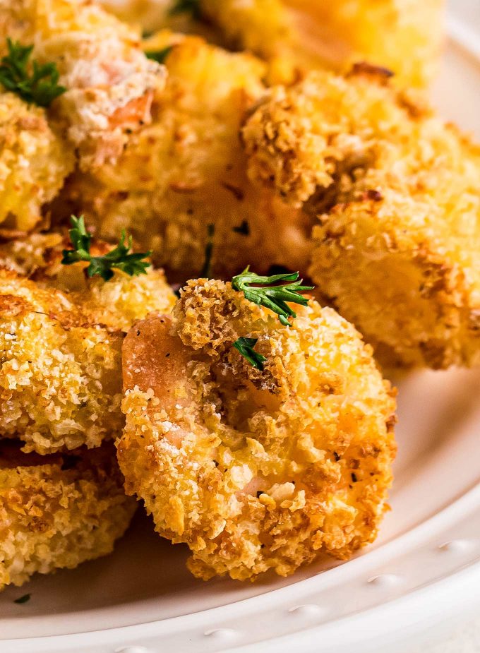 close up of fried shrimp on plate